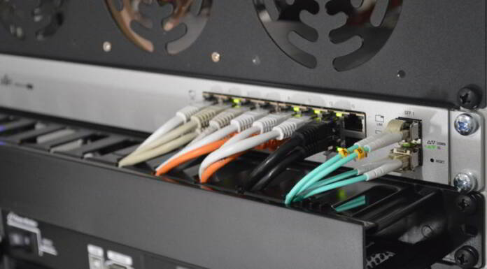 Jak zmienić adres IP na komputerze i telefonie? Poradnik